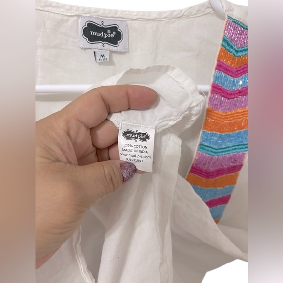 💚💚MUD PIE TOP WITH COLOR BEADED NECKLINE. - Picture 3 of 5